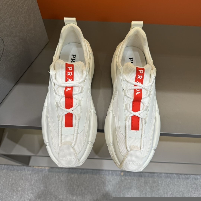 Pra*a casual shoes